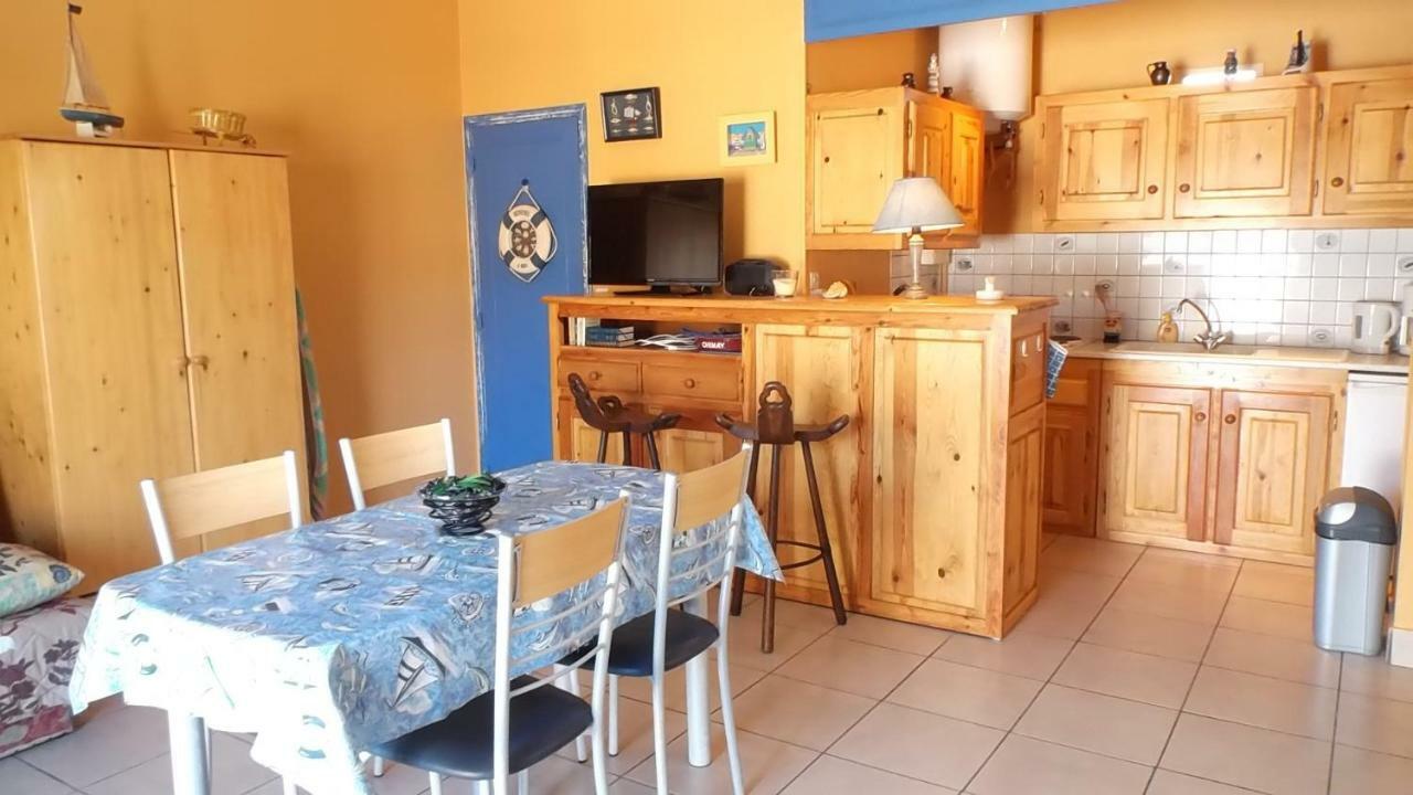 La Caravelle 10 Boulevard Gilbert Longuet Apartment Arromanches-les-Bains Bagian luar foto